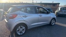 Hyundai i10 1.0 MPi SE Connect 5dr Petrol Hatchback